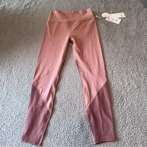 Vuori Studio Series Colorblock Leggings Women's Breathe Interlock Leggings SZ M